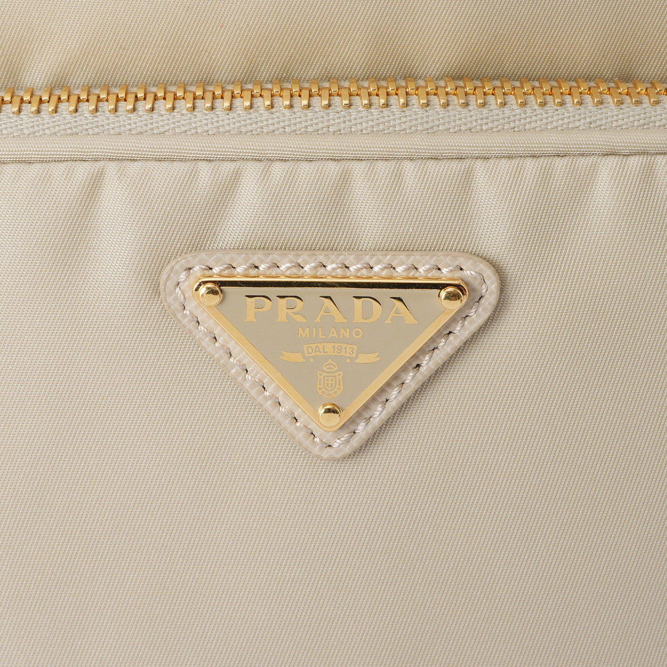 PRADA(USED)프라다 리나일론 버킷백