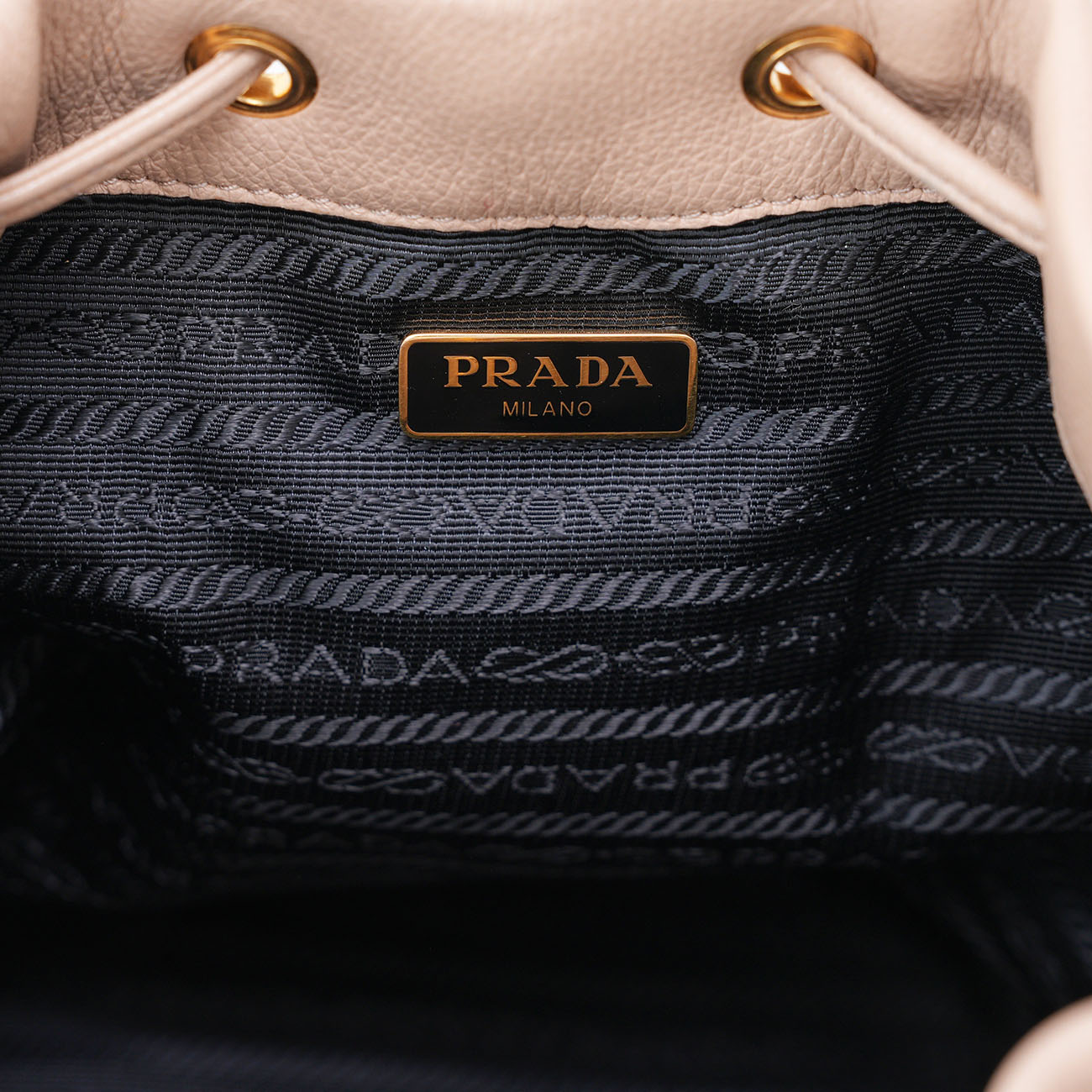 PRADA(USED)프라다 1BH038 레더 버킷백