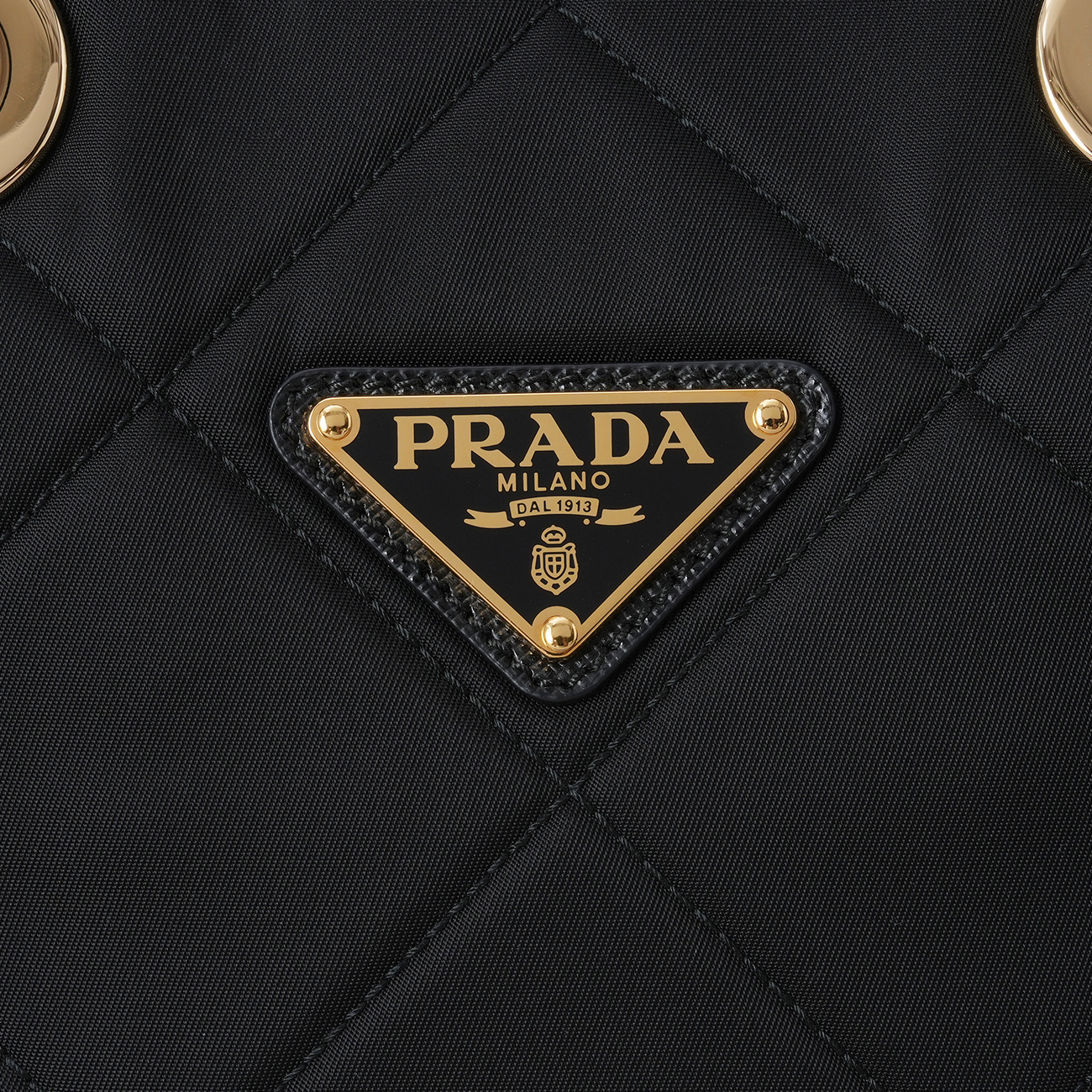 PRADA(USED)프라다 나일론 퀼팅 숄더백