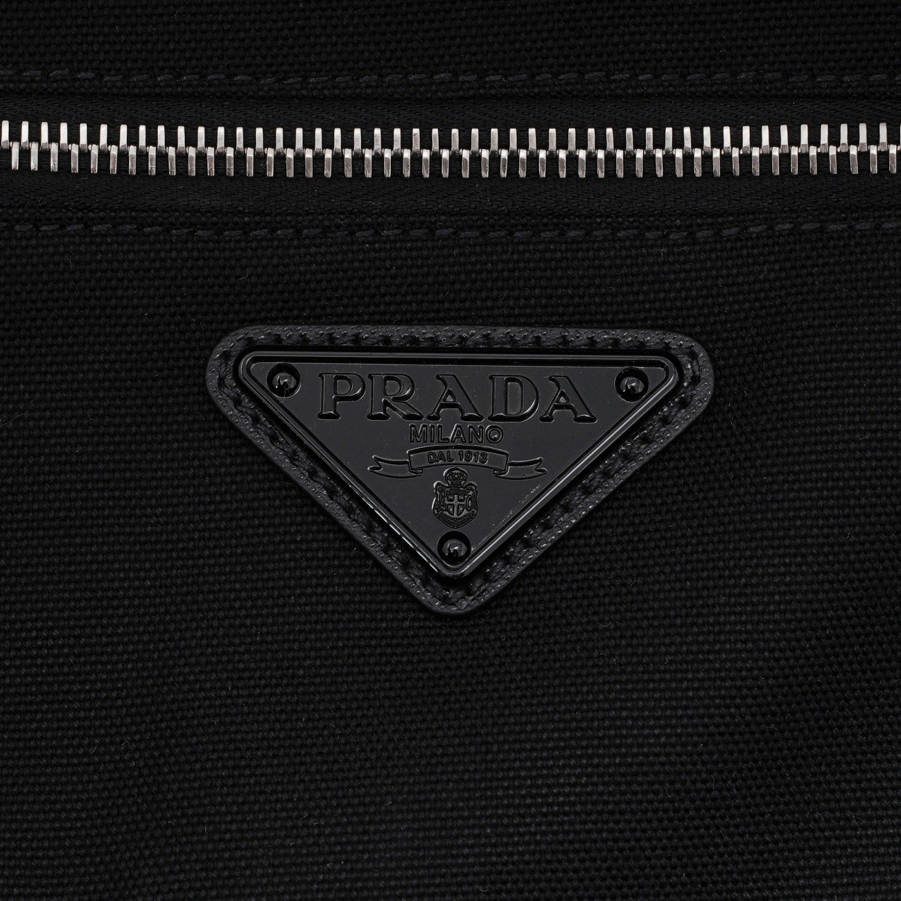PRADA(USED)프라다 2VY007 트라이앵글 라지 백