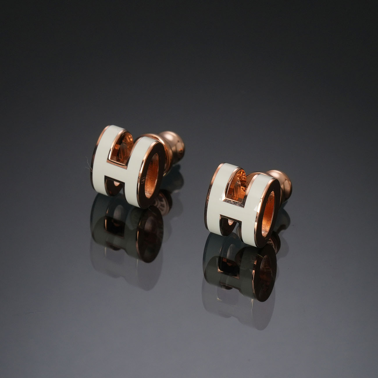 HERMES(NEW)에르메스 팝아슈 미니 이어링 블랑 (새상품) NEW PRODUCT