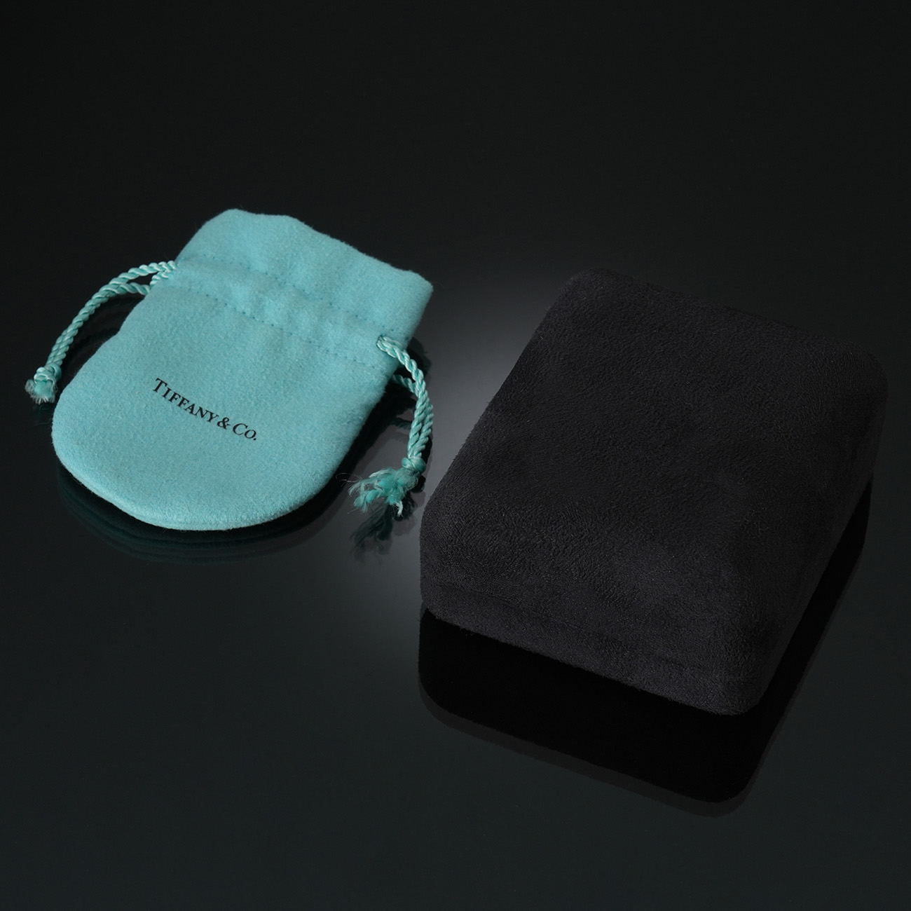 TIFFANY & CO.(USED)티파니 플레티늄 빅토리아 키 펜던트 네크리스 미듐