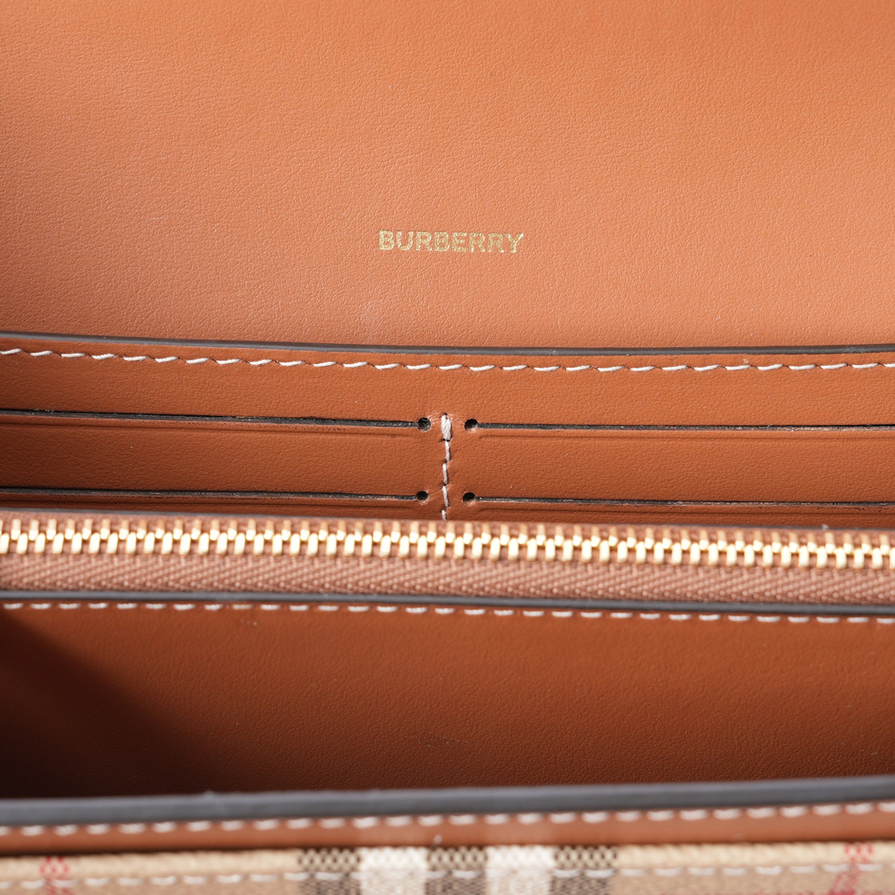 BURBERRY(USED)버버리 체크 플랩 장지갑