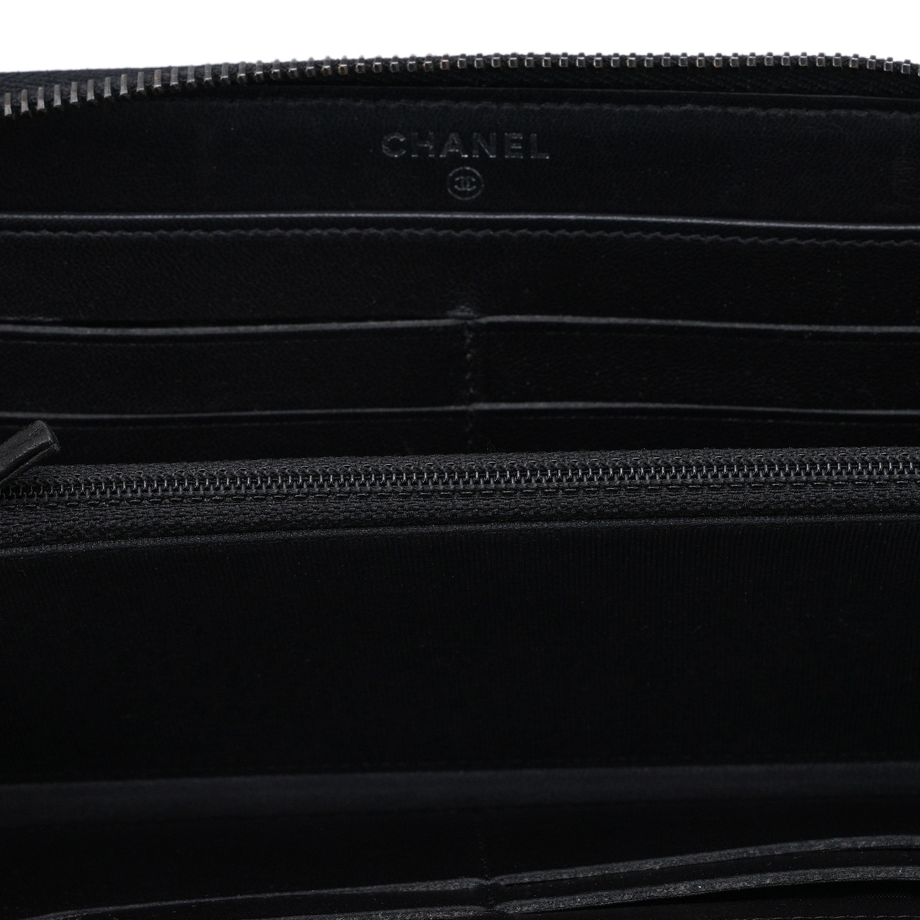 CHANEL(USED)샤넬 램스킨 쉐브론 지퍼 장지갑