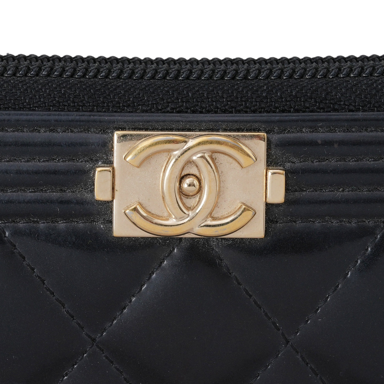 CHANEL(USED)샤넬 보이샤넬 페이던트 지퍼 중지갑