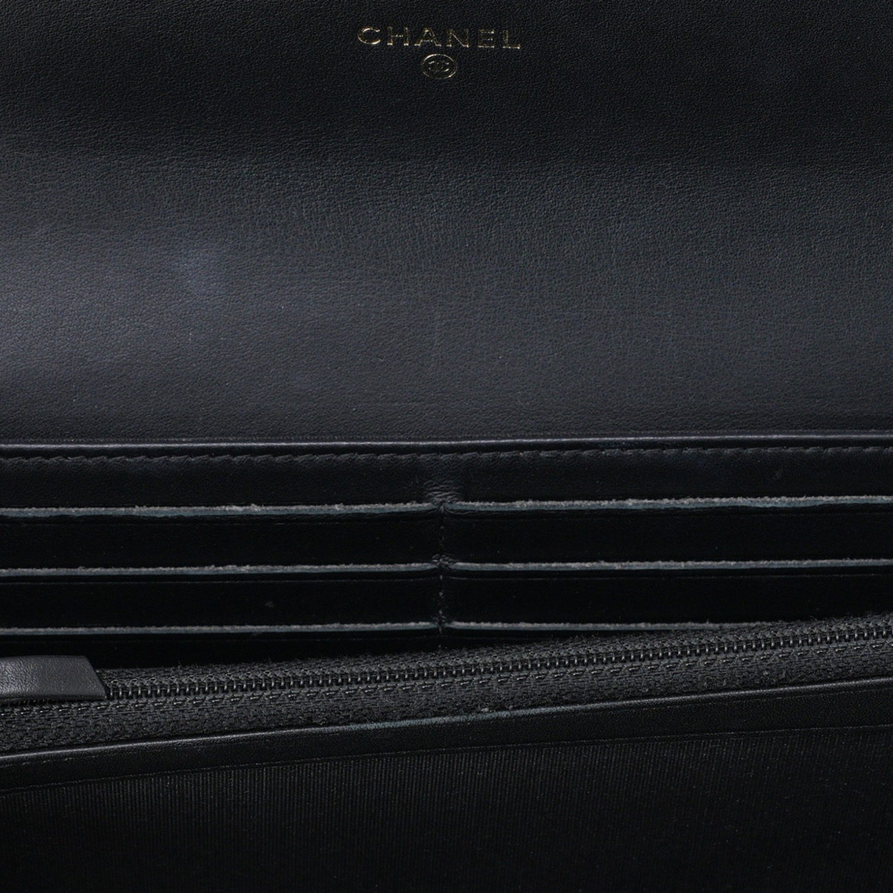 CHANEL(USED)샤넬 보이샤넬 쉐브론 장지갑