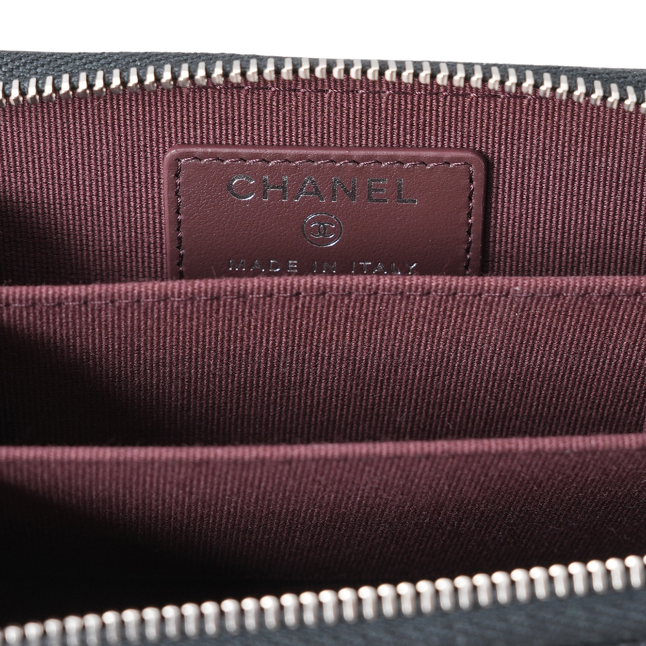 CHANEL(NEW)샤넬 AP0216 캐비어 클래식 지퍼 카드지갑 (새상품) NEW PRODUCT