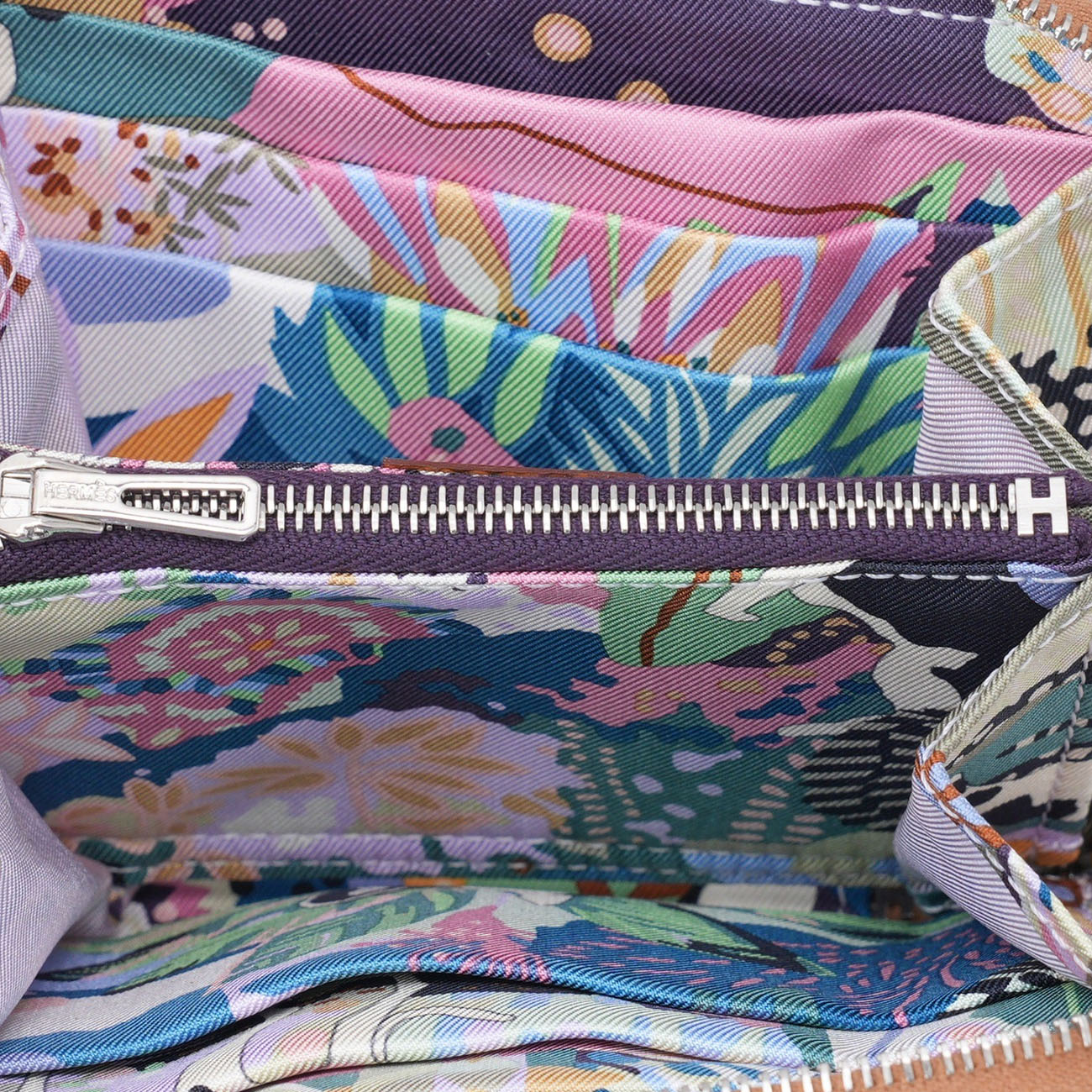 HERMES(USED)에르메스 실크인 컴팩트 지퍼 반지갑