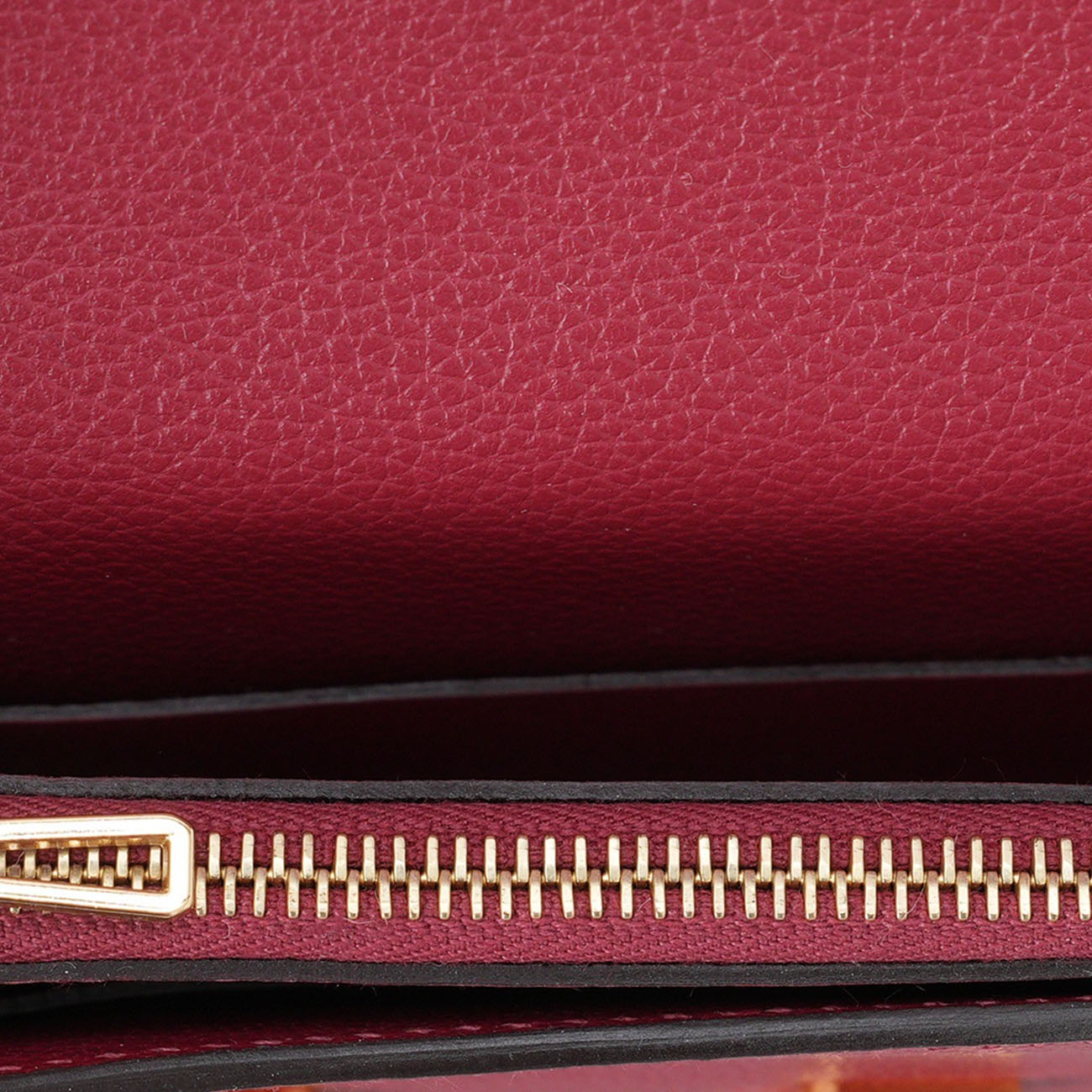 HERMES(USED)에르메스 콘스탄스 슬림 반지갑 루즈그라나 금장