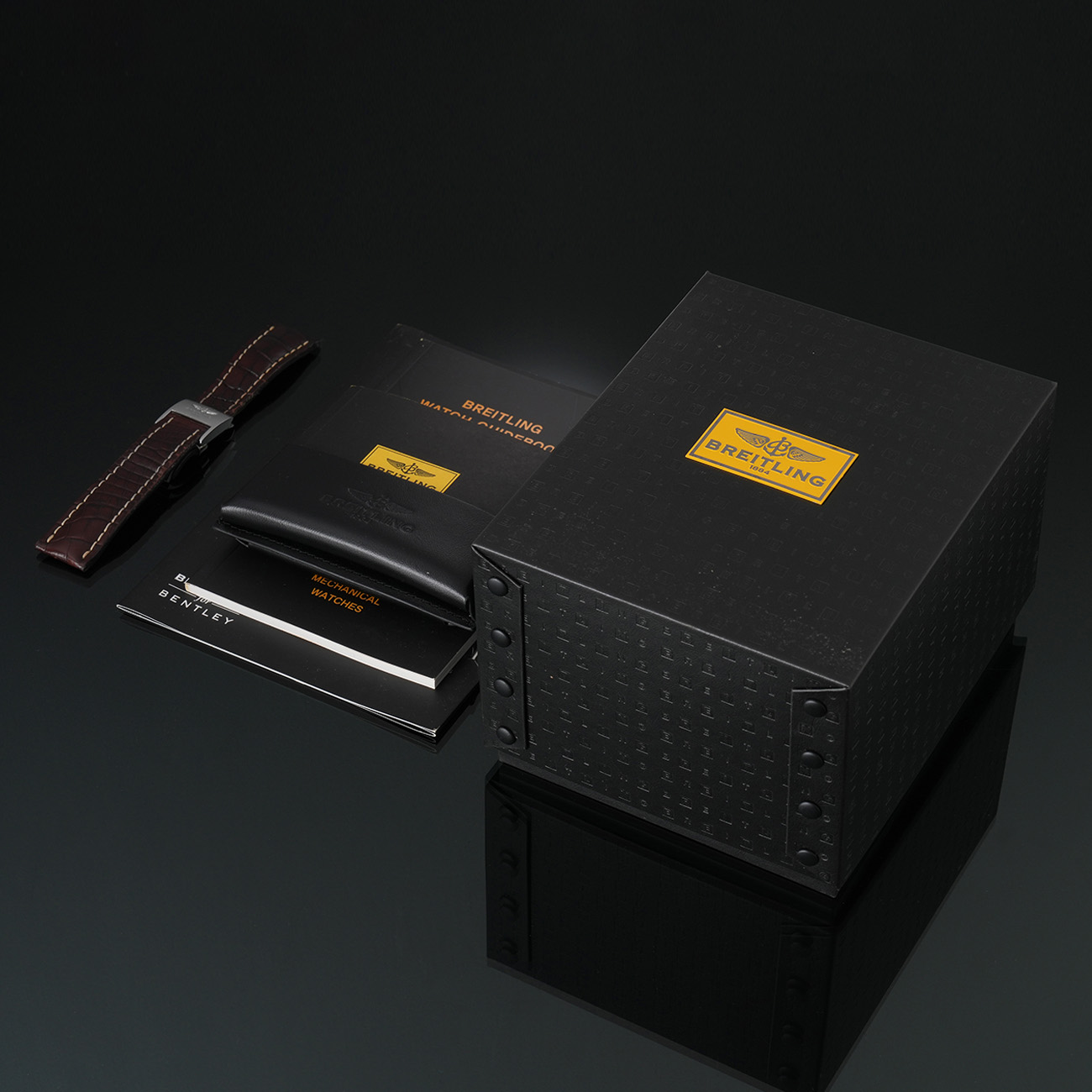 BREITLING(USED)브라이틀링 네비타이머 월드 크로노 A2432212