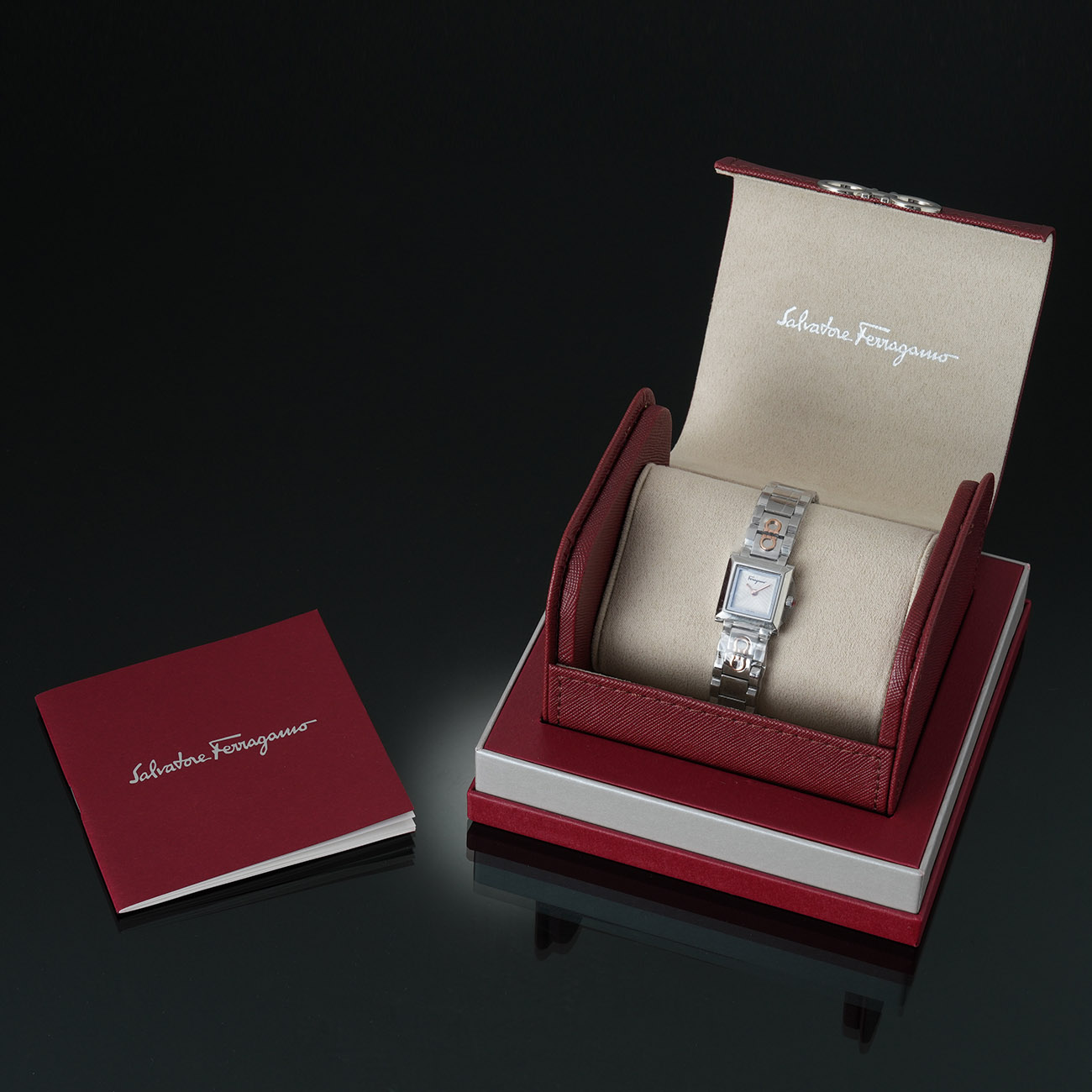 FERRAGAMO(USED)페라가모 스퀘어 스틸 워치 SFYC005