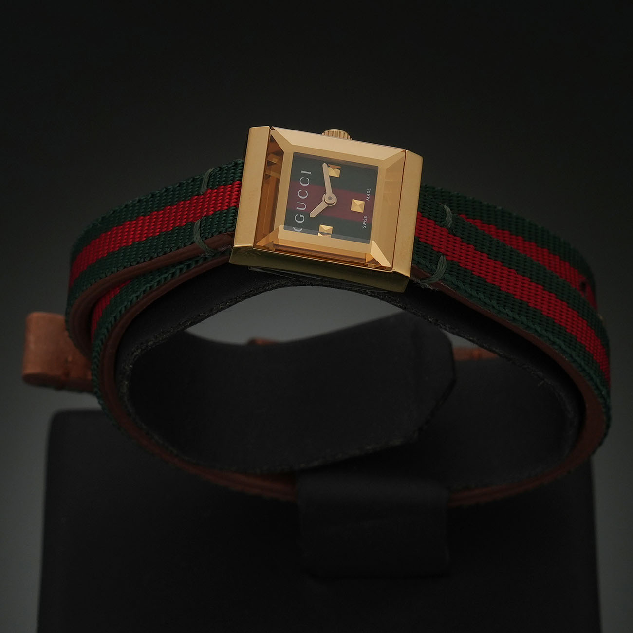 GUCCI(USED)구찌 더블 스트랩 쿼츠