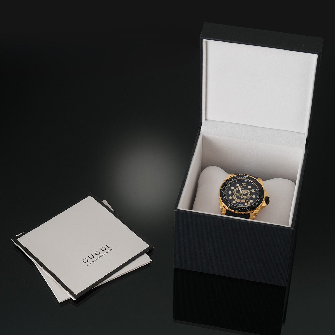 GUCCI(USED)구찌 킹스네이크 다이브 워치 136.2