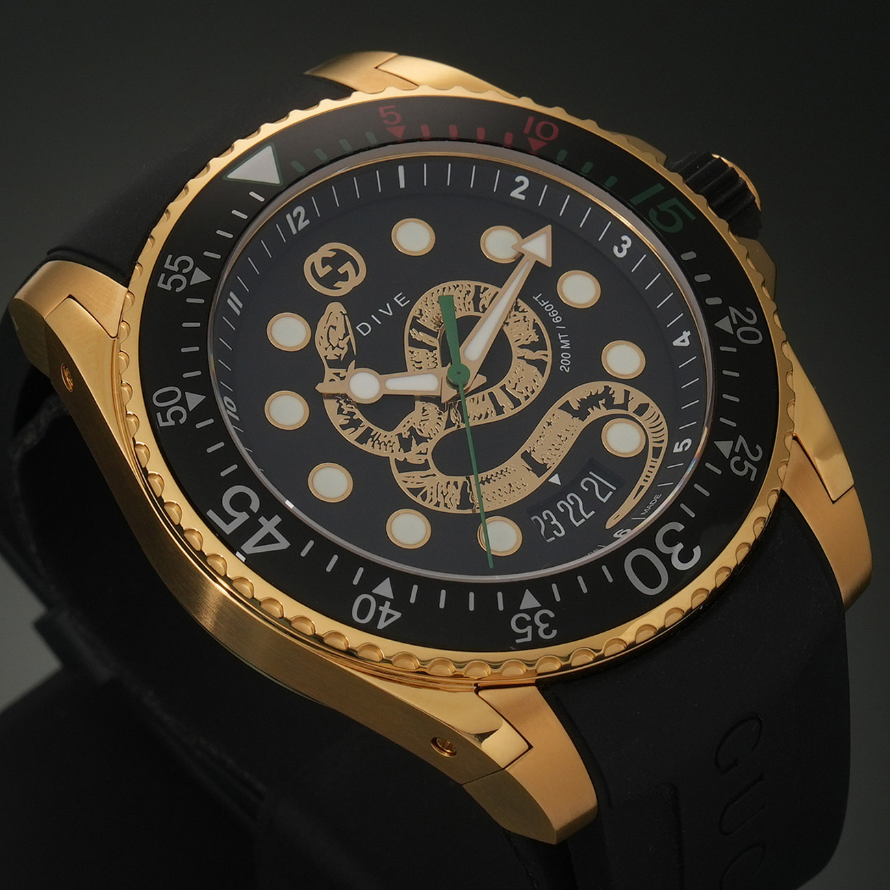 GUCCI(USED)구찌 킹스네이크 다이브 워치 136.2