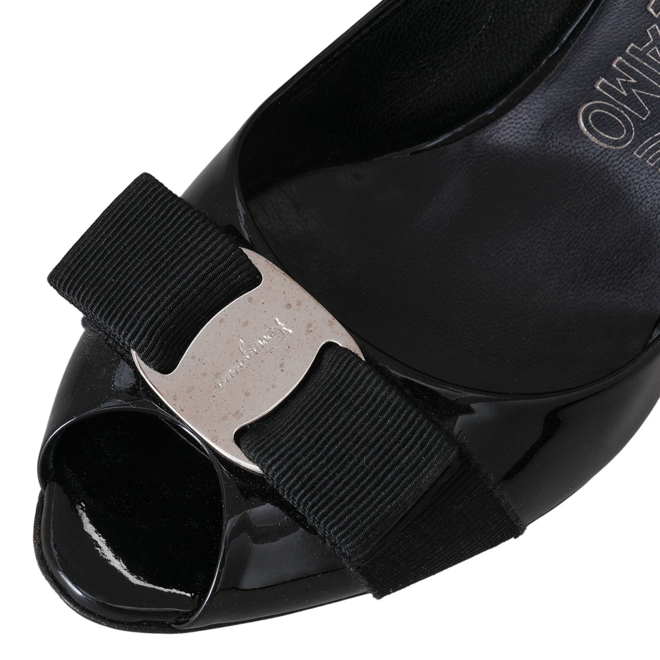 FERRAGAMO(USED)페라가모 바라리본 페이던트 힐 #5.5